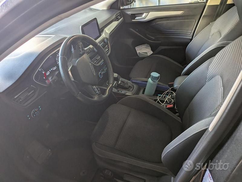 Usata Ford Focus Business Edition 95 CV (69 kW) 2020 Grigio Station wagon