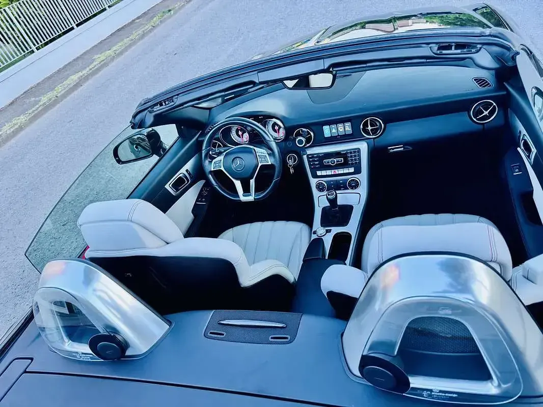 Usado Mercedes SLK200 AMG 184 CV (135 kW) 2014 Negro Descapotable