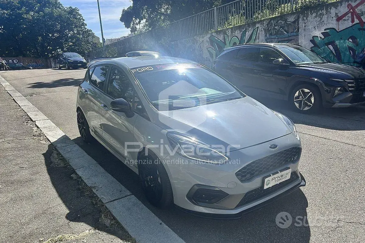 Usata Ford Fiesta ST 200 CV (147 kW) 2019 Grigio Utilitaria