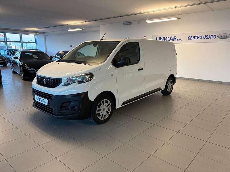 Usata Peugeot Expert Premium 140 CV (102 kW) 2021 Bianco pastello Furgone