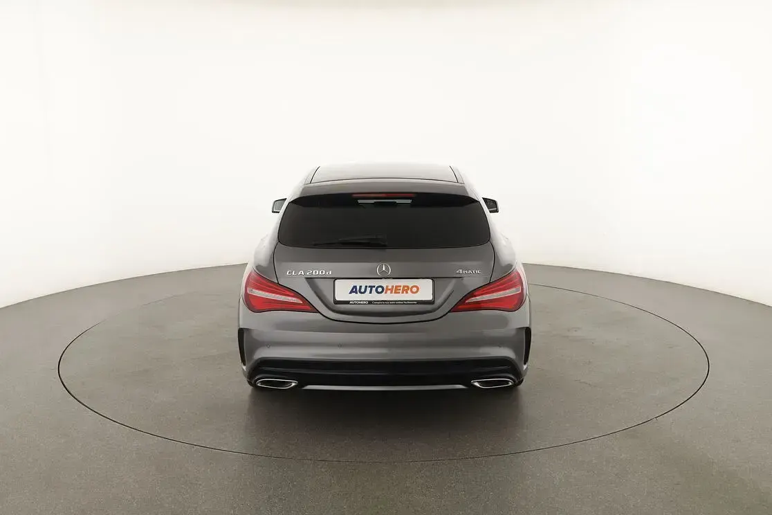 Usata Mercedes CLA200 Premium 135 CV (99 kW) 2019 Grigio Coupé