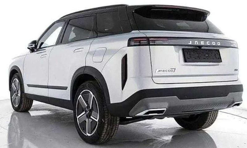 Nuova Jaecoo 7 147 CV (108 kW) 2025 Argento ghiaccio SUV