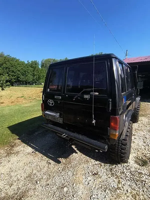 Usata Toyota Land Cruiser 86 CV (63 kW) 1986 Nero SUV