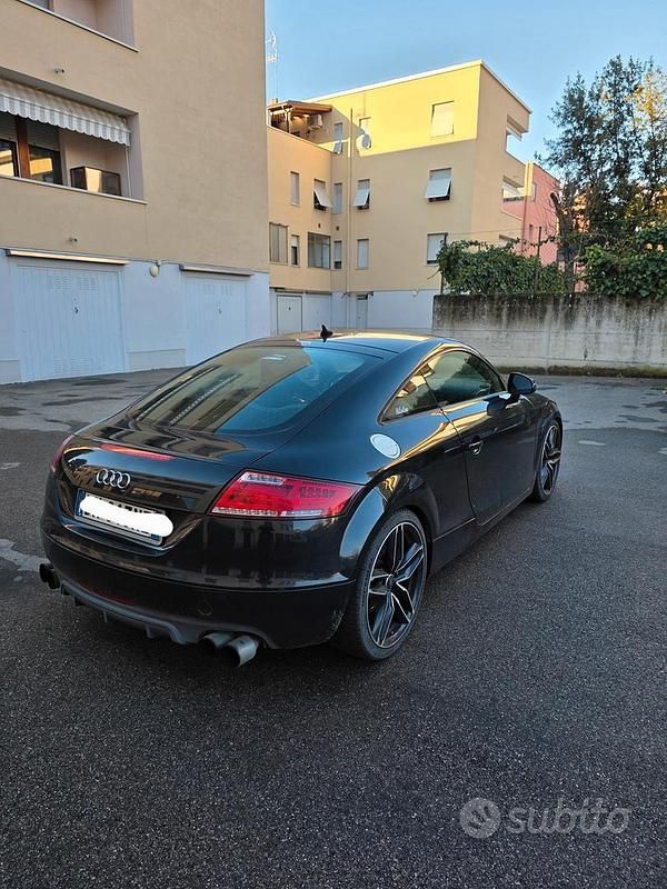 Second-hand Audi TT 230 CP (169 kW) 2008 Negru Coupe
