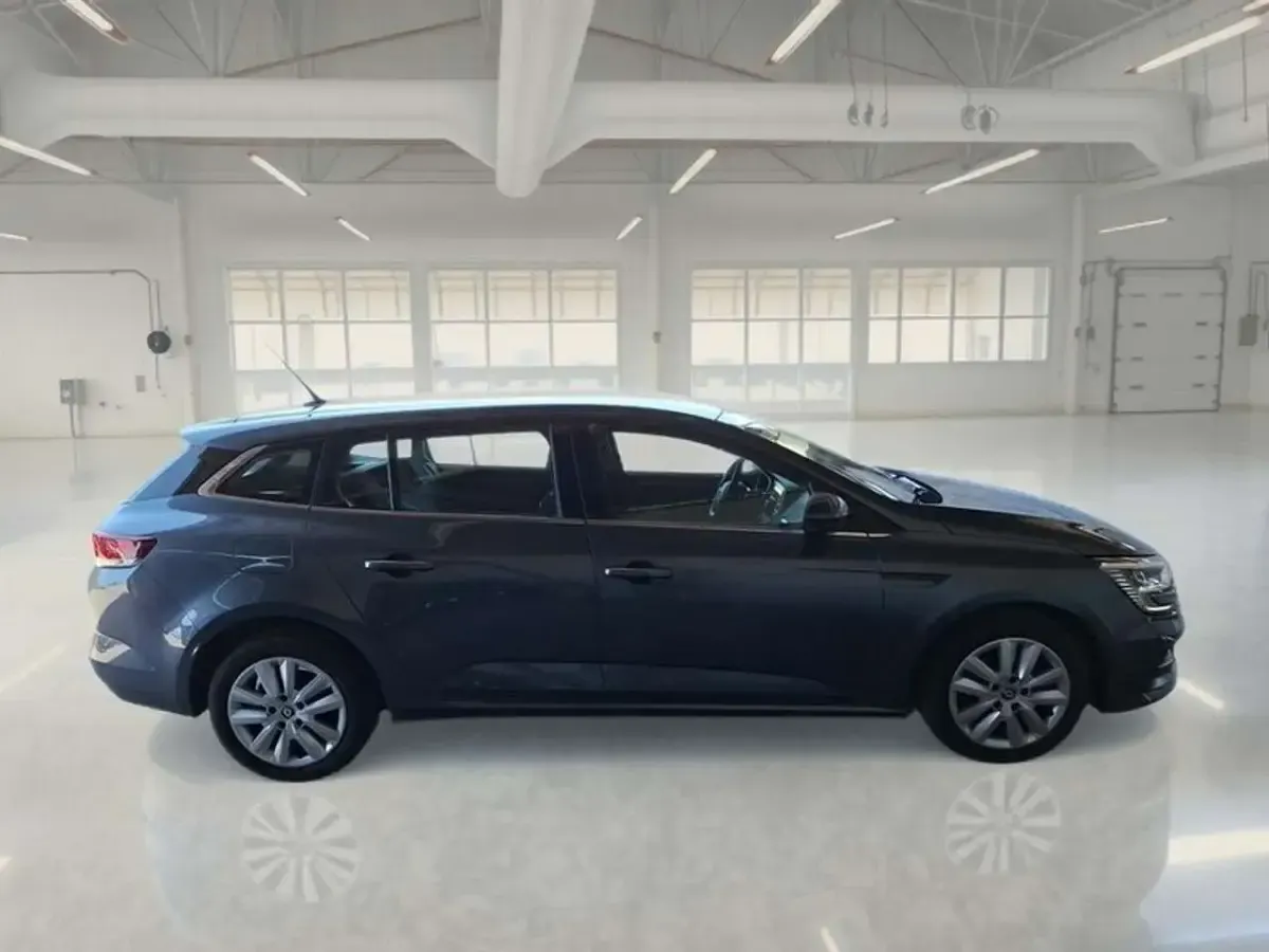 Usata Renault Mégane GrandTour Equilibre 116 CV (85 kW) 2023 Nero Station wagon