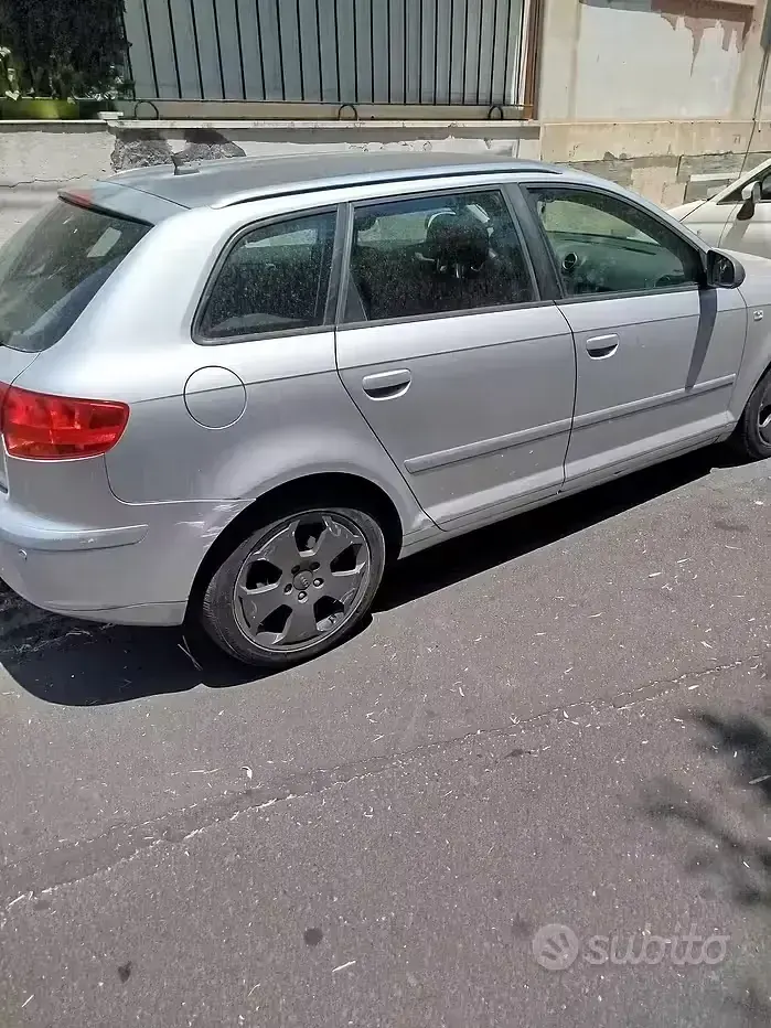 Usata Audi A3 140 CV (102 kW) 2005 Grigio Utilitaria