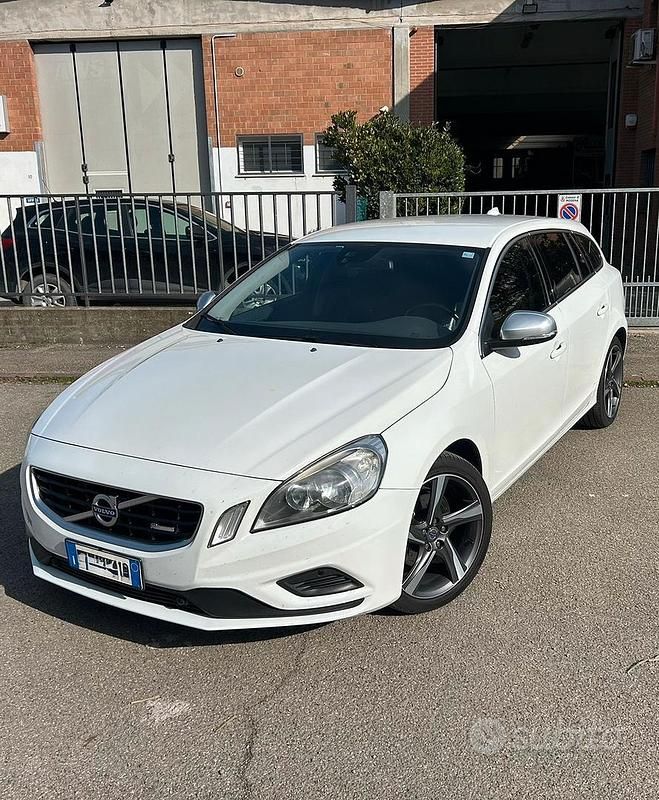 Usata Volvo V60 R-Design 2011 Station wagon
