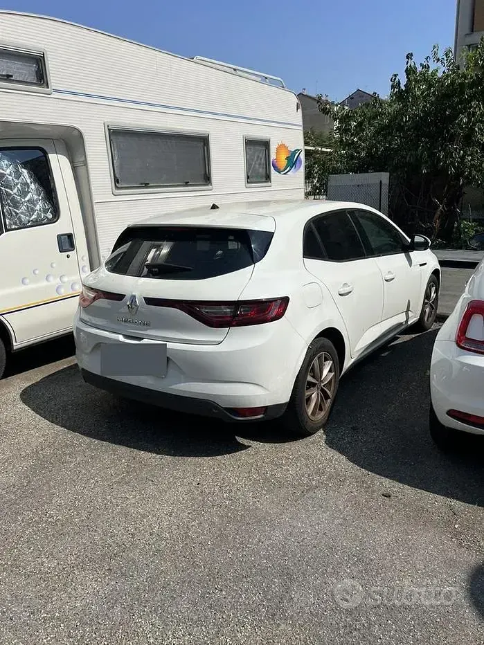 Usata Renault Mégane 110 CV (80 kW) 2016 Bianco Berlina