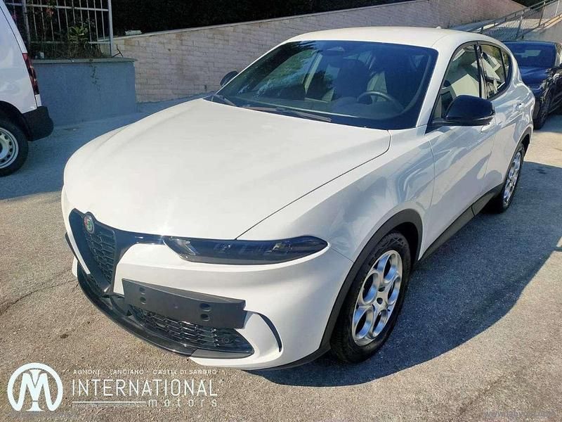 Bianco Usata 2023 Alfa Romeo Tonale Sprint SUV | 28.990 € (Buon prezzo) - Immagine 1/4