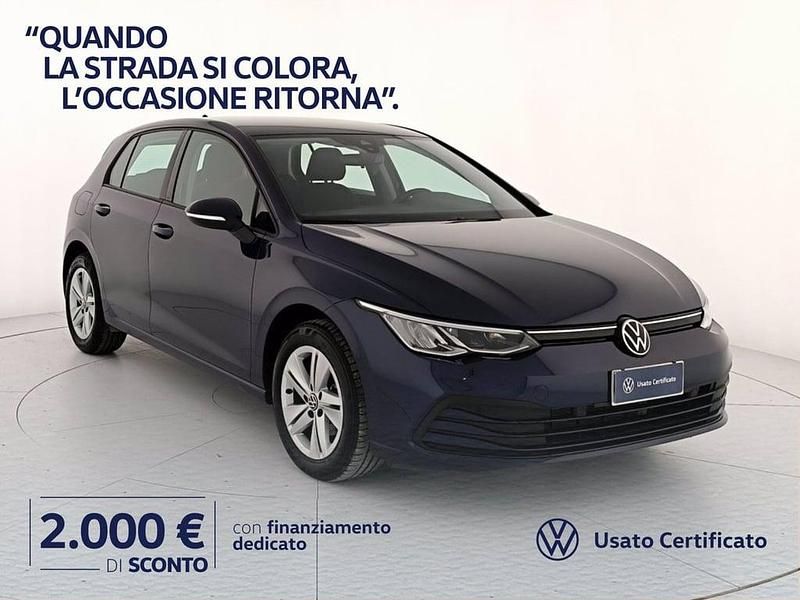 Brugt VW Golf VIII Life 110 HK (80 kW) 2023 Blå Sedan