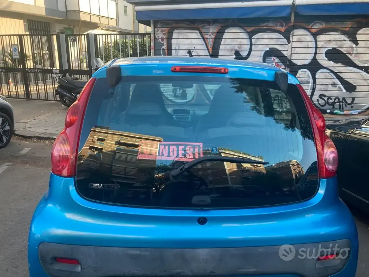 Usata Peugeot 107 68 CV (50 kW) 2008 Blu Utilitaria
