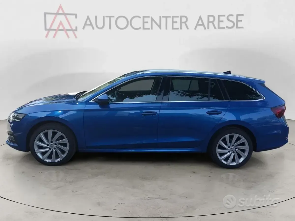 Usata Skoda Octavia Executive 150 CV (110 kW) 2021 Bluazzurro Station wagon