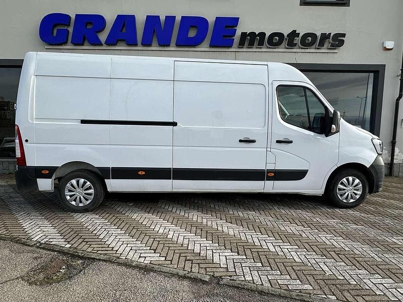 Usata Renault Master 150 CV (110 kW) 2022 Bianco gelato Monovolume