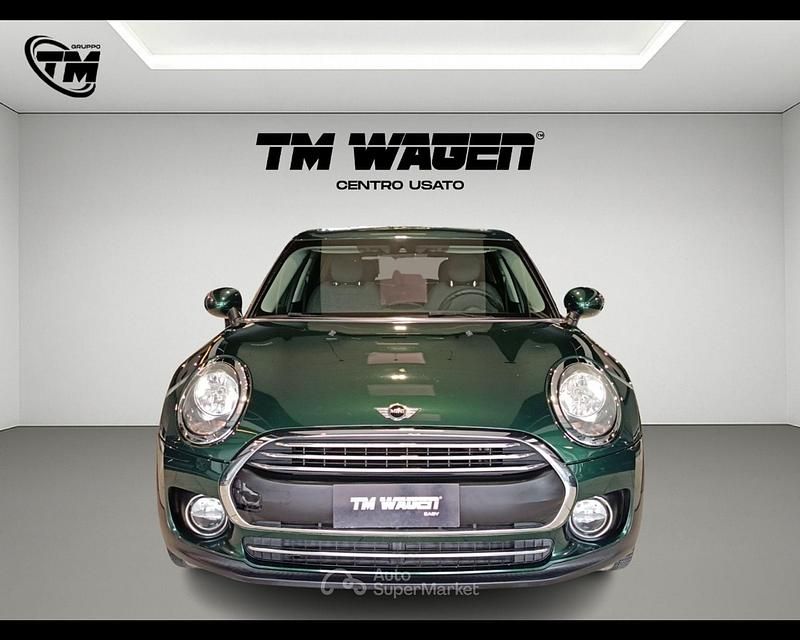 Usata Mini One Clubman Hype 116 CV (85 kW) 2017 Verde Station wagon