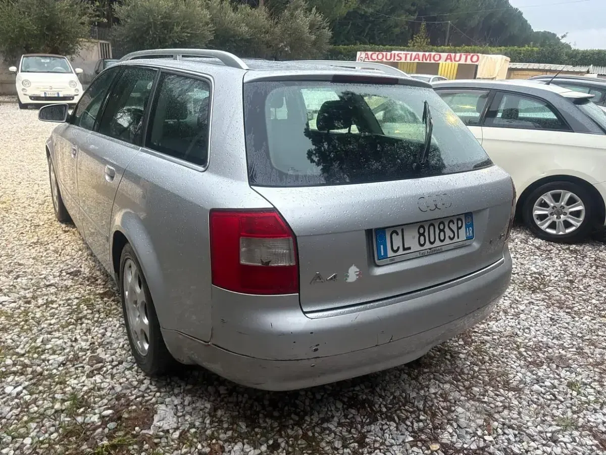 Gebraucht Audi A4 130 PS (95 kW) 2004 Grau Kombi