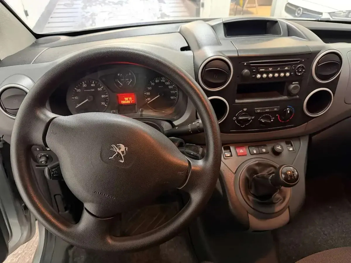 Usata Peugeot TePee 99 CV (72 kW) 2017 Grigio Station wagon