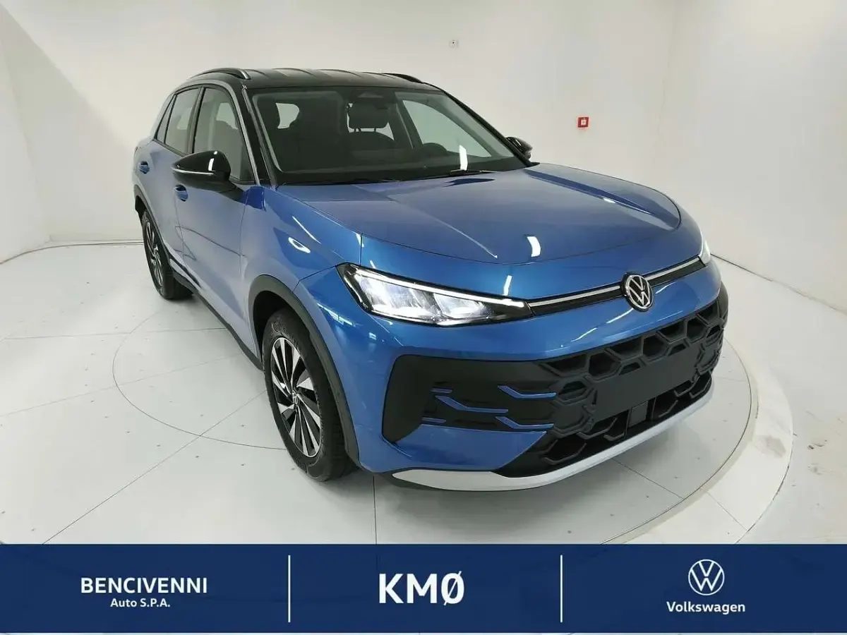 Nuova VW T-Roc Life 116 CV (85 kW) 2026 Blu/azzurro SUV