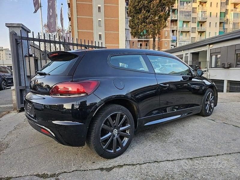 Begagnad VW Scirocco 140 HK (102 kW) 2010 Svart Sportkupé