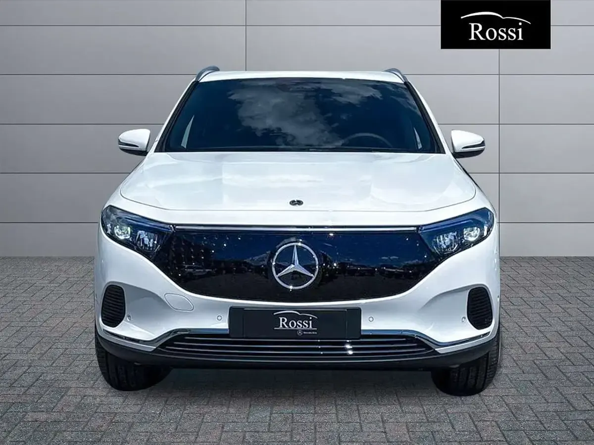 Nuova Mercedes EQA250+ 139 kW (190 CV) 2026 Bianco polare SUV