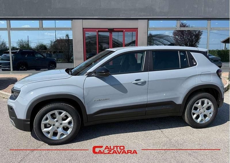 Nuova Jeep Avenger Altitude 101 CV (74 kW) 2026 Grigio strom SUV