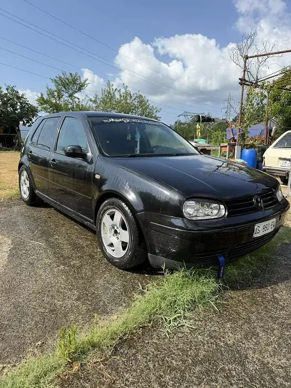 Usata VW Golf III Comfortline 101 CV (74 kW) 1998 Berlina