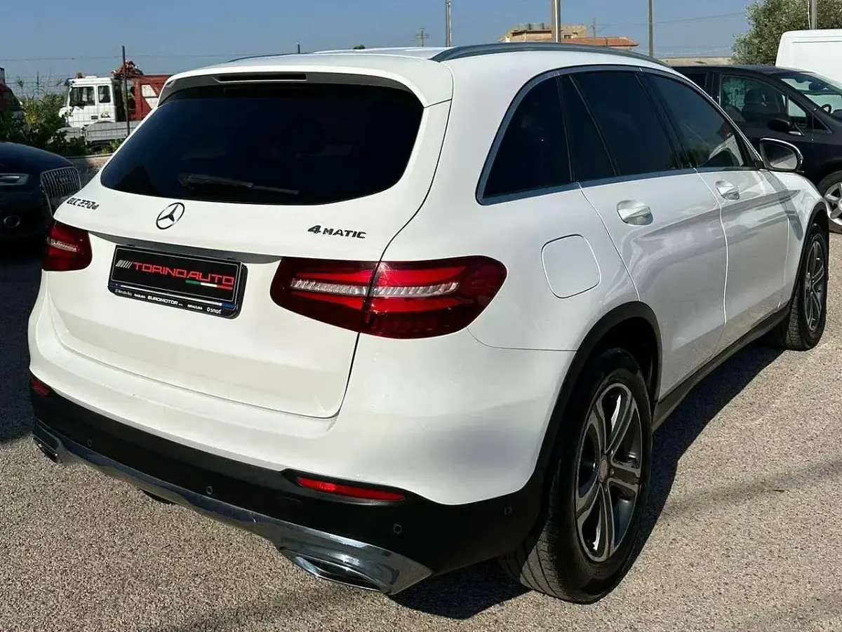 Usata Mercedes GLC220 Business 170 CV (125 kW) 2015 Bianco SUV