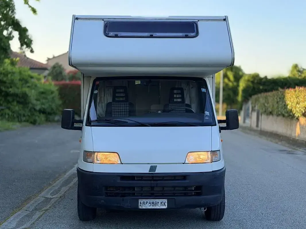 Usata Fiat Ducato 109 CV (80 kW) 1996 Furgone