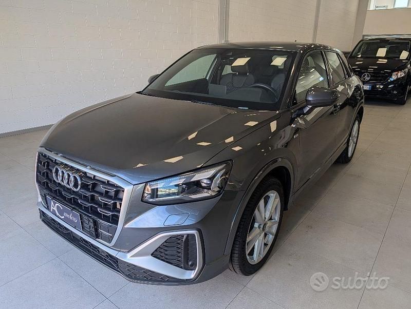 Usata Audi Q2 S-Line 150 CV (110 kW) 2023 Grigio SUV