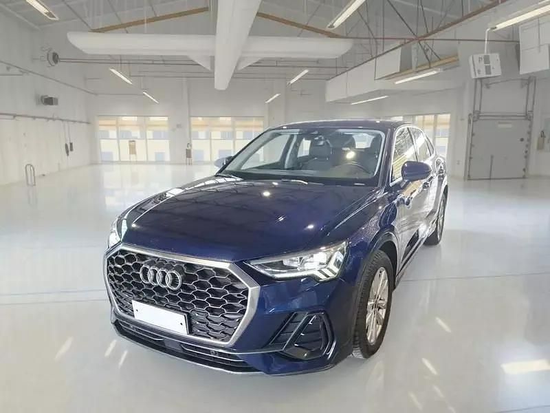 Usata Audi Q3 Sportback Business Plus 150 CV (110 kW) 2022 Blu SUV