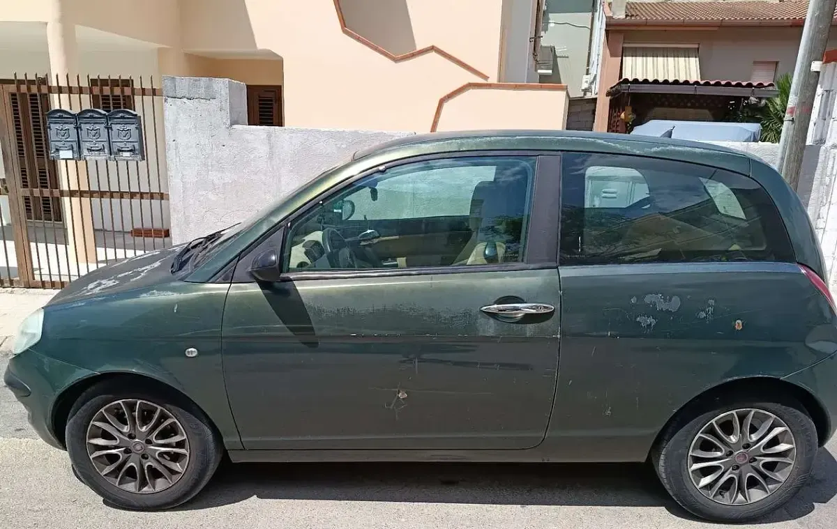 Usata Lancia Ypsilon 80 CV (58 kW) 2005 Utilitaria