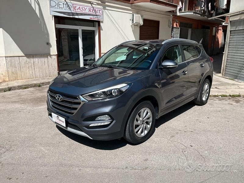 Usata Hyundai Tucson Xpossible 116 CV (85 kW) 2017 Grigio SUV