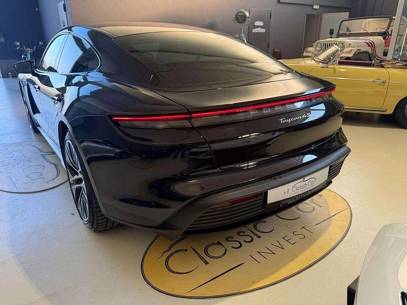 Usata Porsche Taycan 4S Performance Package 419 kW (571 CV) 2021 Nero Berlina