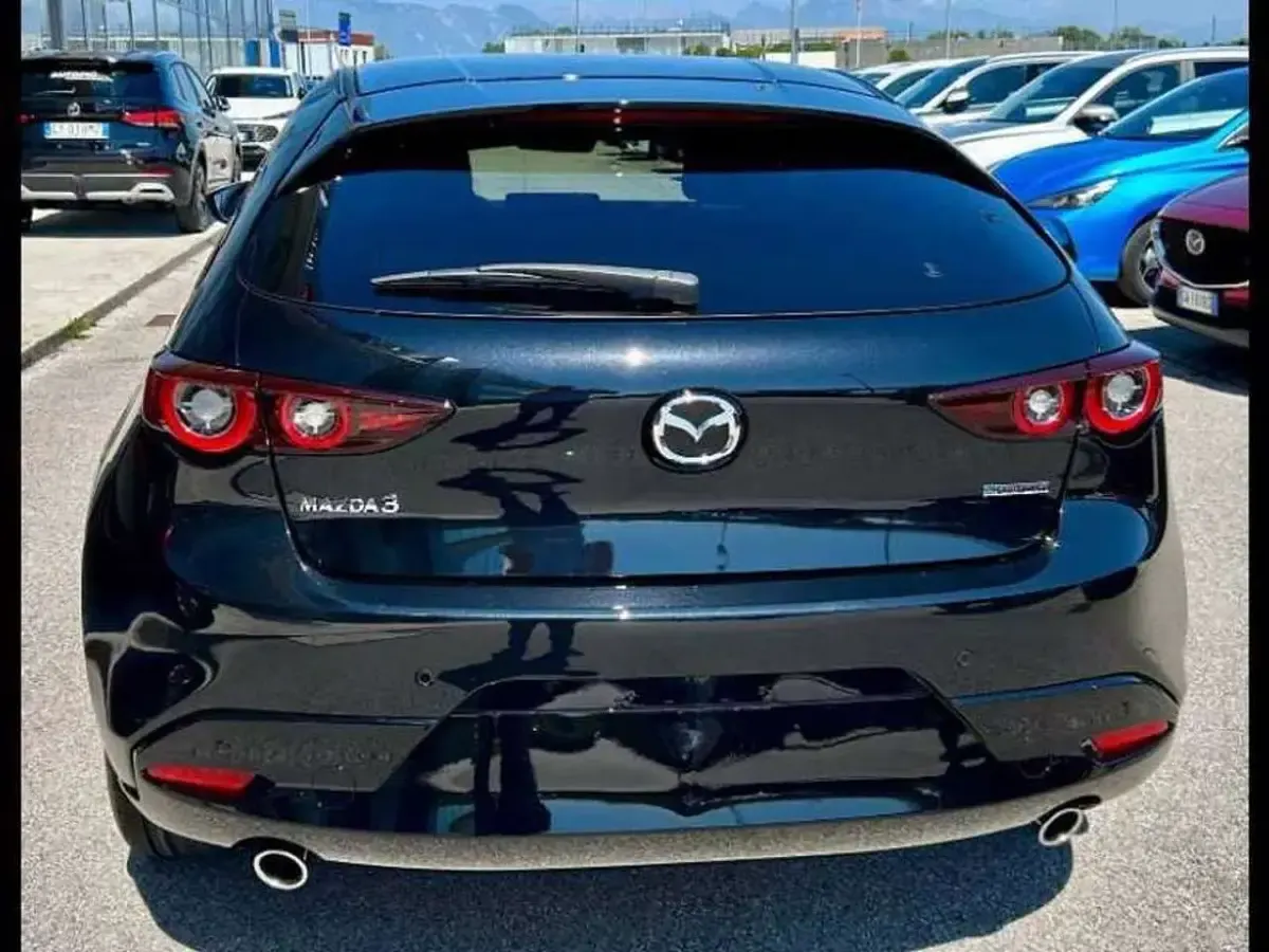 Nuova Mazda 3 Homura-Line 140 CV (102 kW) 2026 Jet black Berlina