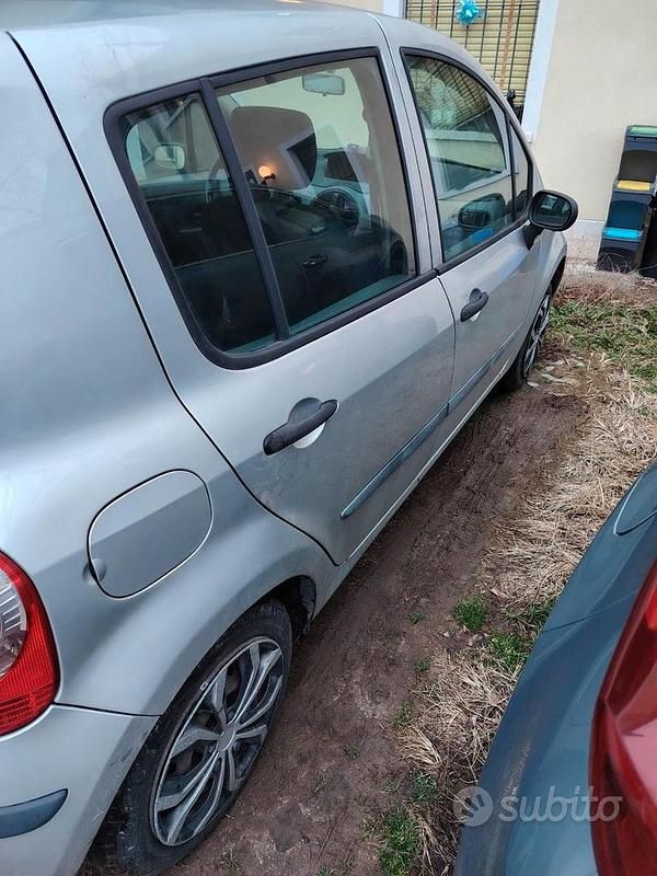 Usata Renault Modus 2005 Grigio Monovolume