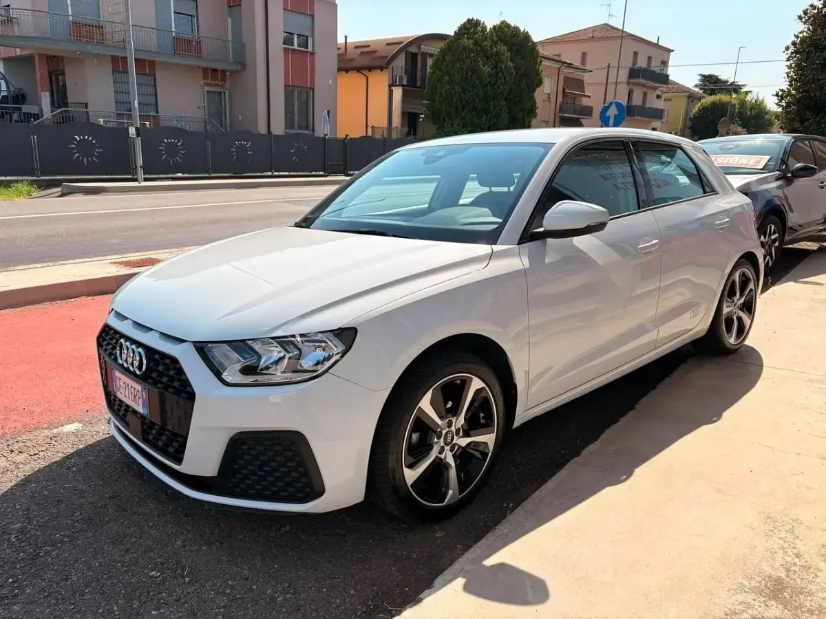 Usata Audi A1 Admired 95 CV (69 kW) 2021 Bianco SUV