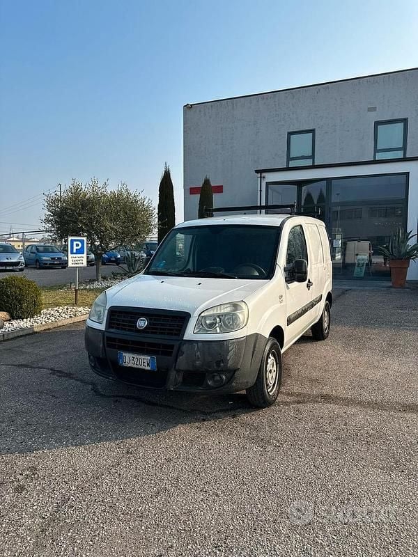 Usata Fiat Doblò S 103 CV (75 kW) 2008 Bianco Monovolume