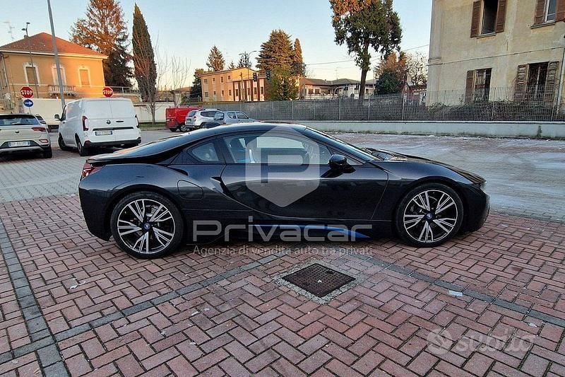 Usata BMW i8 Comfort Edition 362 CV (266 kW) 2015 Grigio Coupé