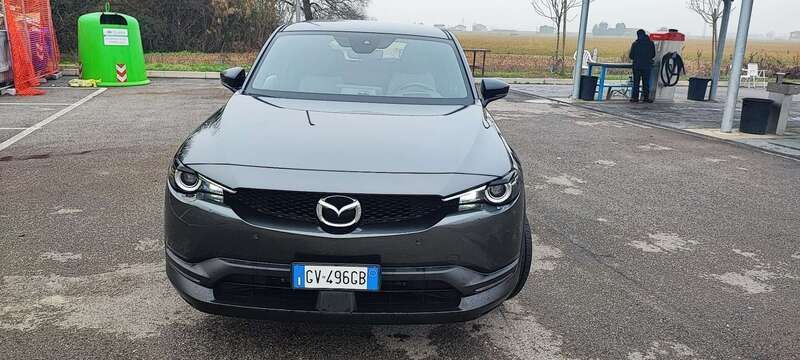 Usata 2024 Mazda MX30 Exclusive-Line SUV | 22.000 € (Super prezzo) - Immagine 1/4