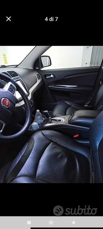 Usata Fiat Freemont 170 CV (125 kW) 2012 Grigio SUV