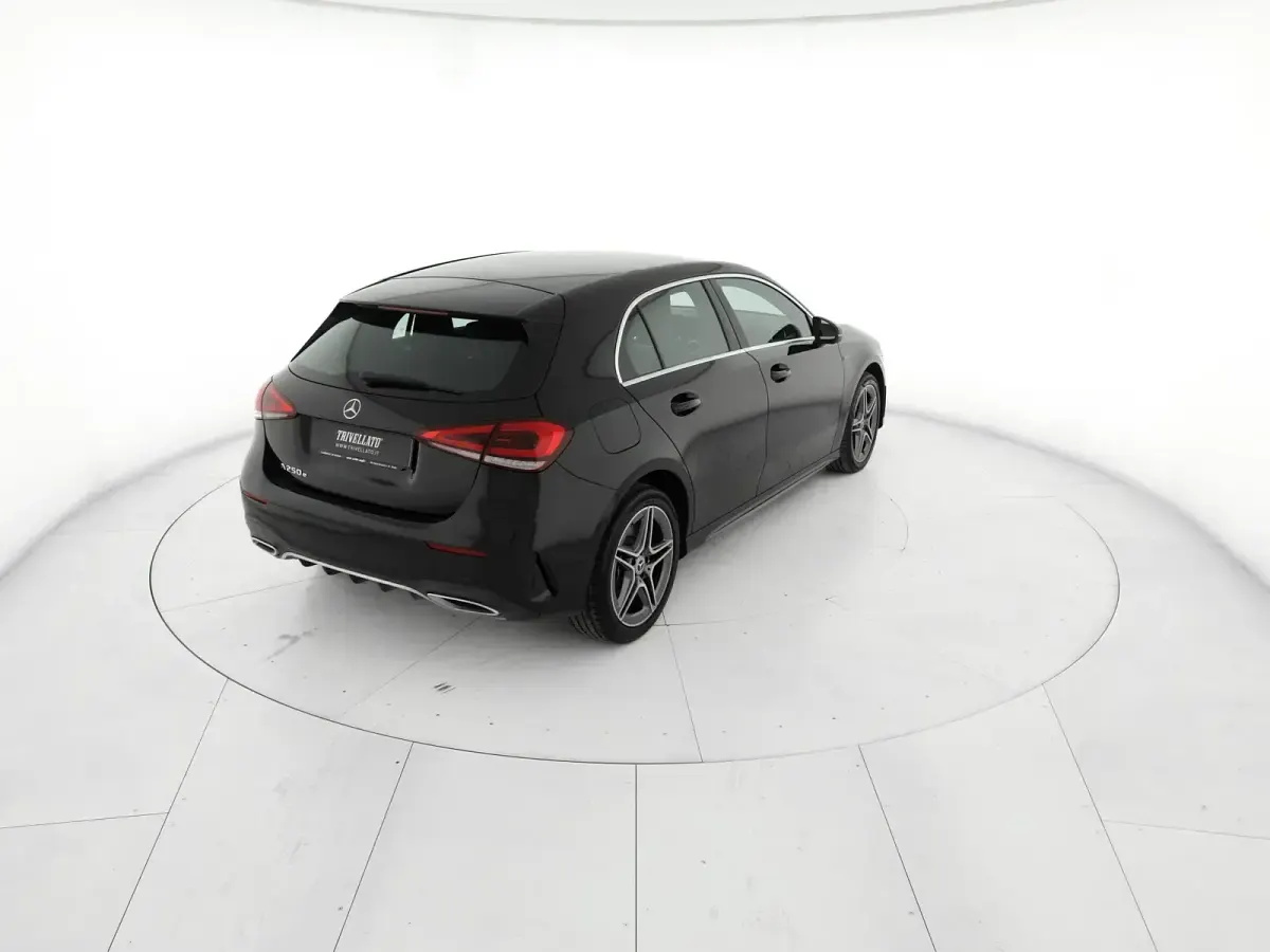 Usata Mercedes A250 Premium 218 CV (160 kW) 2021 Nero Berlina