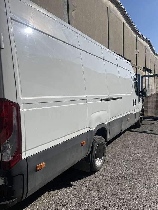 Usata Iveco Daily 155 CV (114 kW) 2017