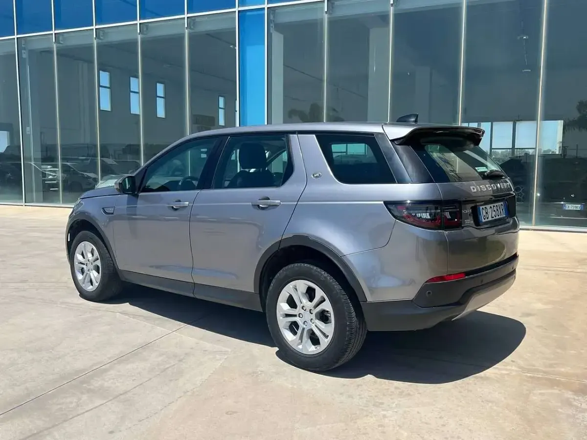 Usata Land Rover Discovery 5 S 150 CV (110 kW) 2020 Grigio SUV