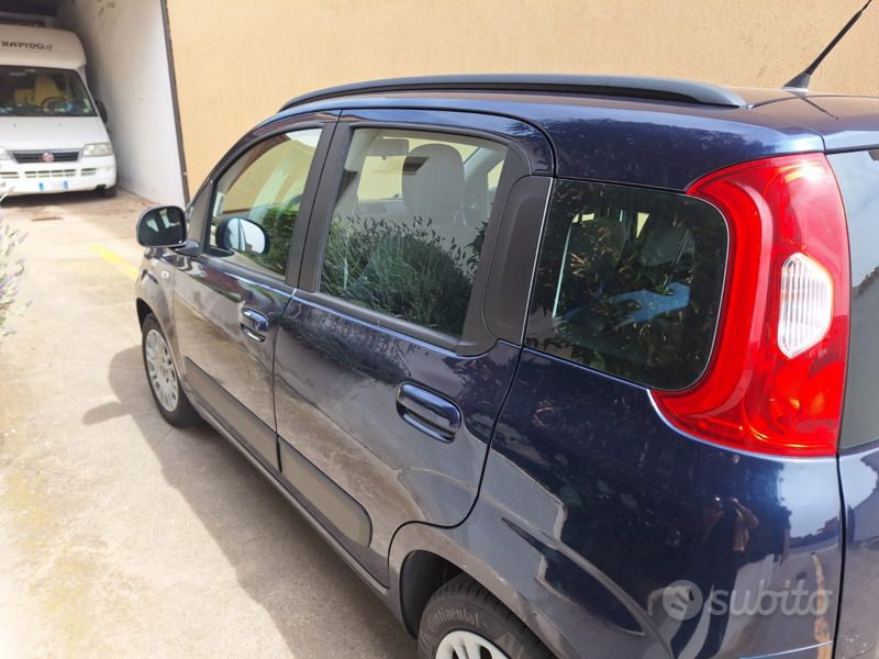 Usata Fiat Panda 69 CV (50 kW) 2016 Blu Utilitaria