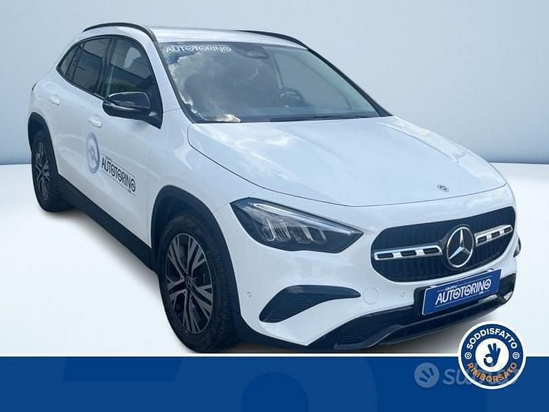 Usata Mercedes GLA200 Advanced 149 CV (109 kW) 2025 Bianco SUV