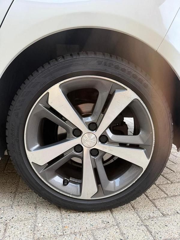 Usata Peugeot 308 116 CV (85 kW) 2015 Bianco Berlina