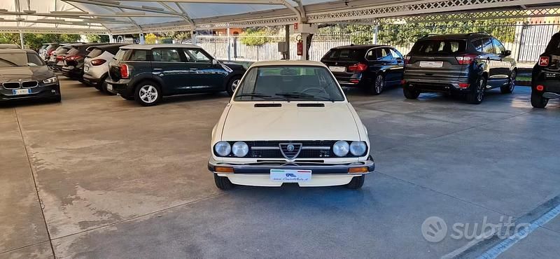 Usata Alfa Romeo Sprint Sprint 95 CV (69 kW) 1981 Beige Coupé