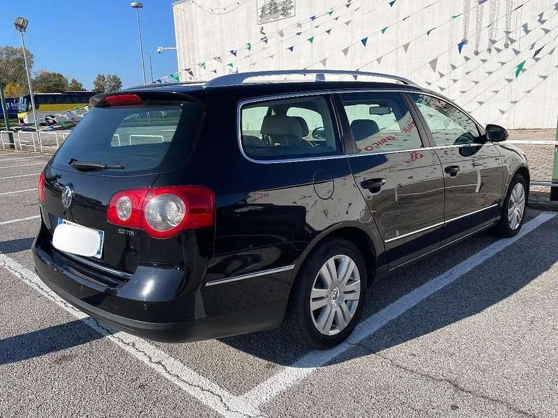 Usata VW Passat 140 CV (102 kW) 2007 Nero Station wagon