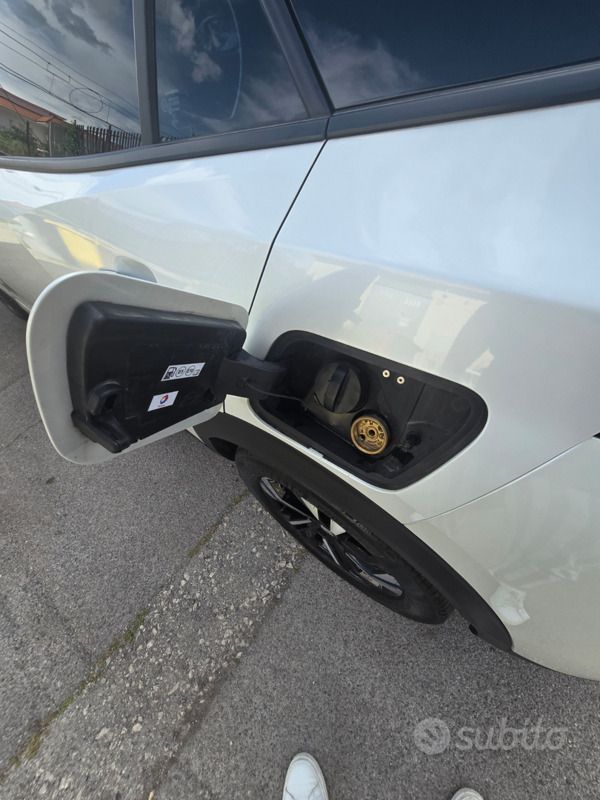 Usata Peugeot 2008 131 CV (96 kW) 2020 Bianco SUV