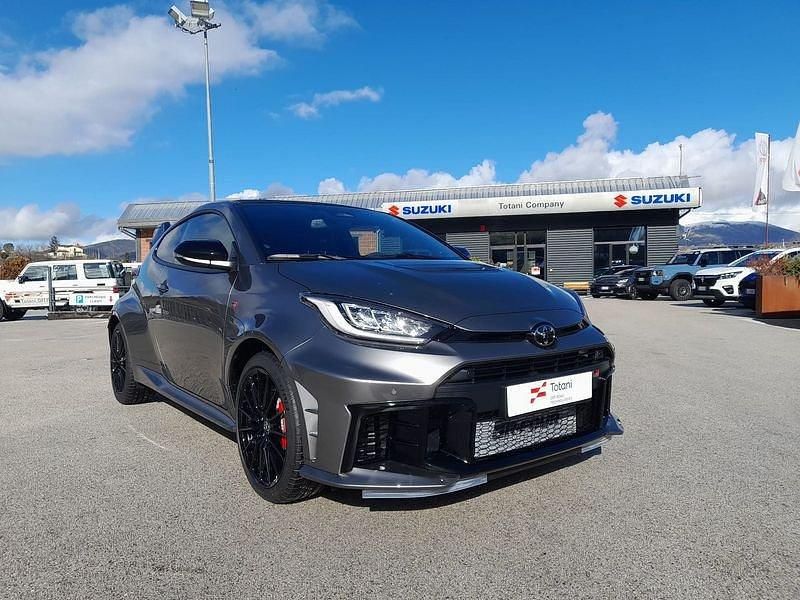 Nuova Toyota Yaris Aero 280 CV (205 kW) 2025 Antracite Utilitaria