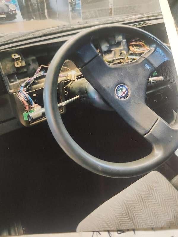 Usata Alfa Romeo 75 155 CV (114 kW) 1987 Berlina